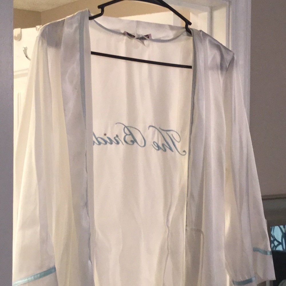 💕💕The Bride Robe - Picture 4 of 4